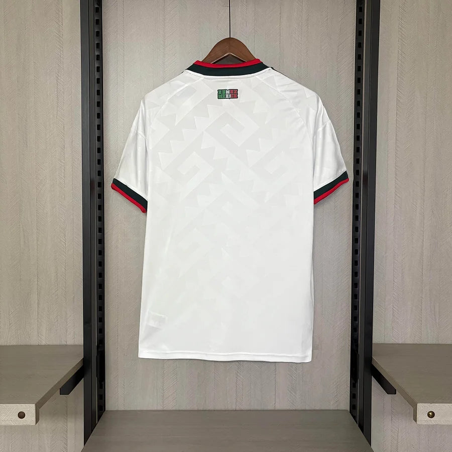 Camiseta de visitante de la selección nacional de México 2026
