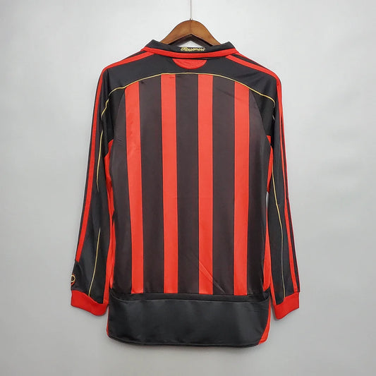 Camiseta de fútbol retro de manga larga del AC Milan 2006/2007