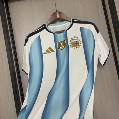Camiseta local de la selección argentina 2026