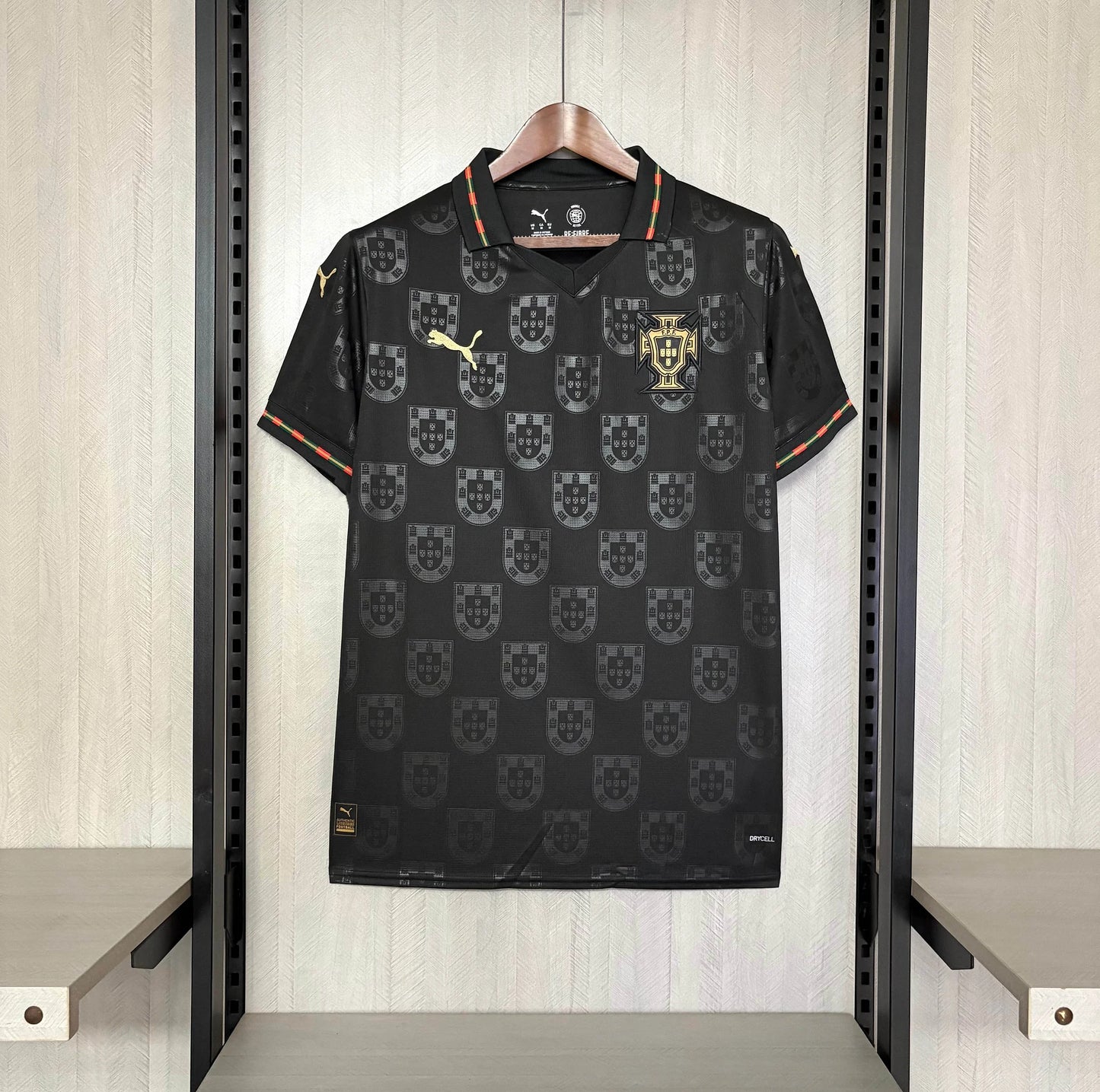 Camiseta negra edición especial de Portugal 2026