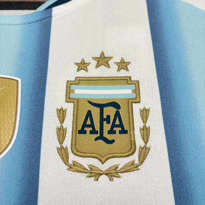 Camiseta local de la selección argentina 2026