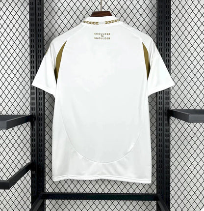 25/26 LOS ANGELES AWAY