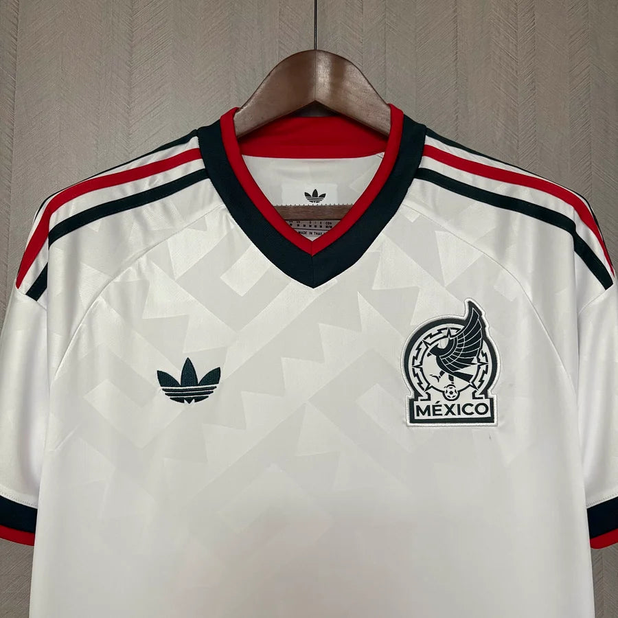 Camiseta de visitante de la selección nacional de México 2026