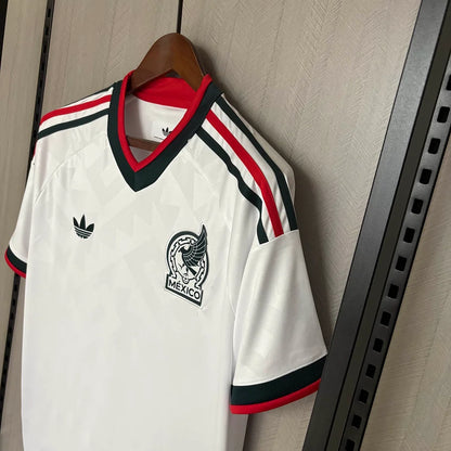 Camiseta de visitante de la selección nacional de México 2026