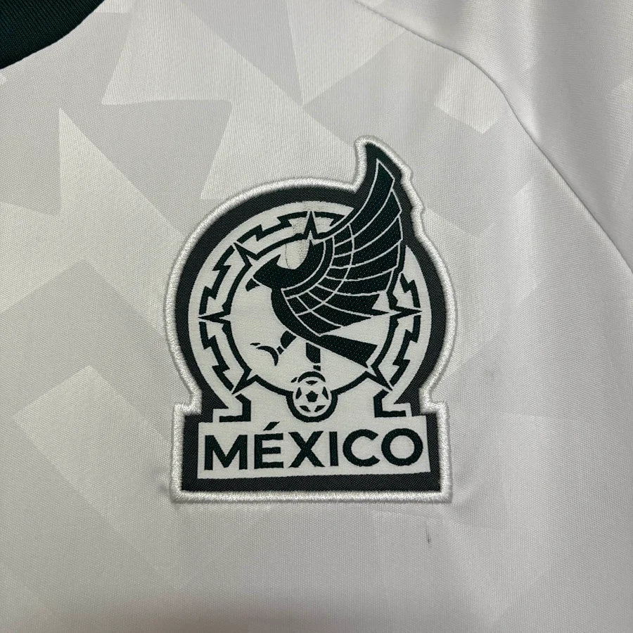 Camiseta de visitante de la selección nacional de México 2026